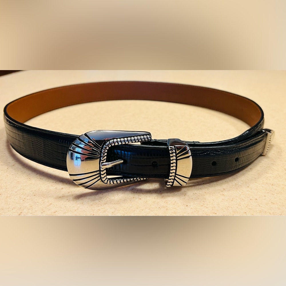 Johnston & Murphy black leather belt size 32